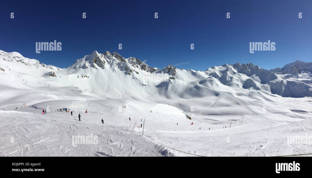 vue panoramique des pistes de tignes