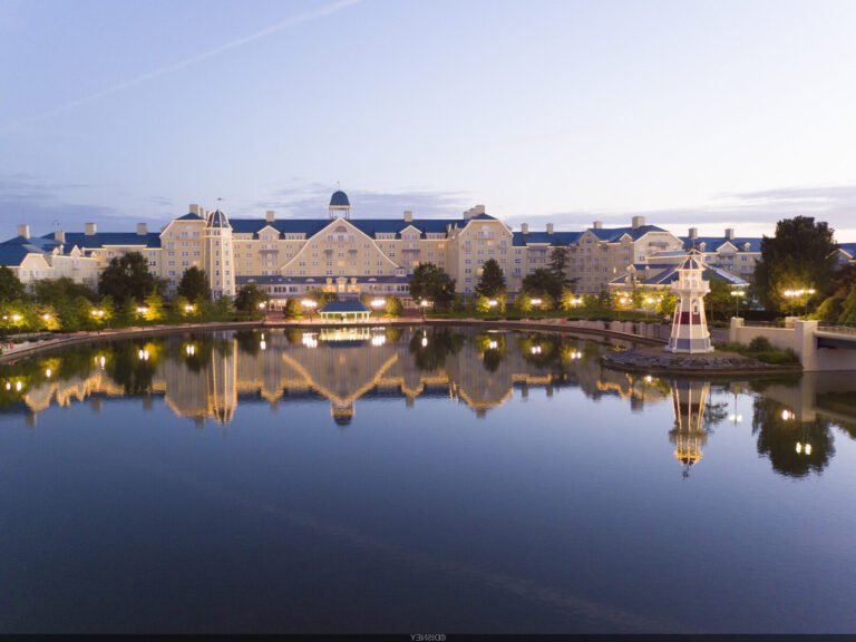 vue panoramique du newport bay club