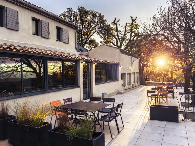 vue panoramique du relais de saint ser